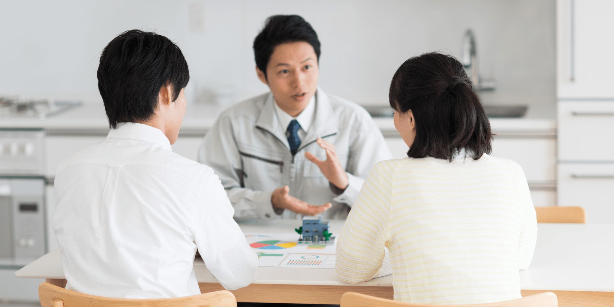 相続人によるアパート経営が難しい場合には、売却という選択肢も視野に入れましょう。